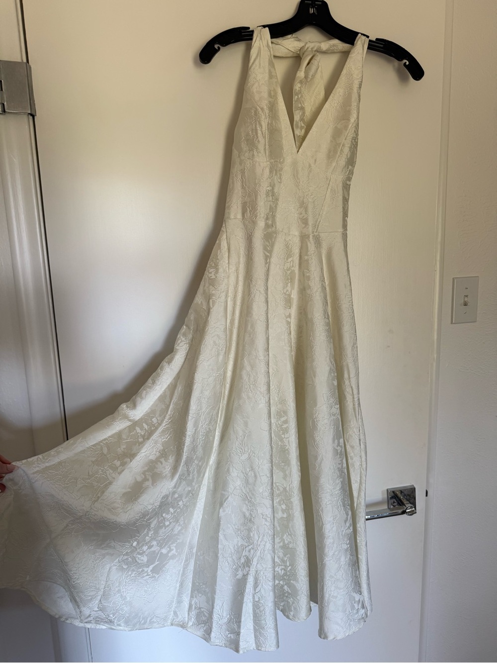 NWT - White Jacquard halter bridal midi dress